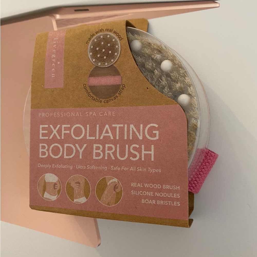 Livegreen Exfoliating Body Dry Brush massage brush REAL WOOD BOAR BRISTLES NWT